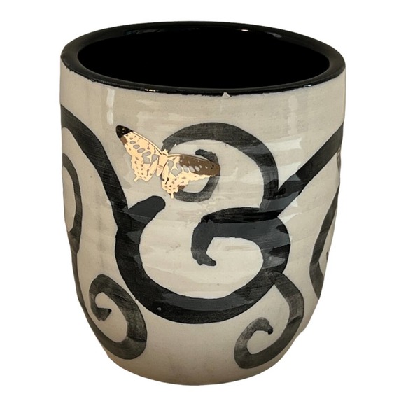 Pottery Vase in a Black & White Swirl Pattern with Genuine Gold Butterflies - Picture 1 of 5